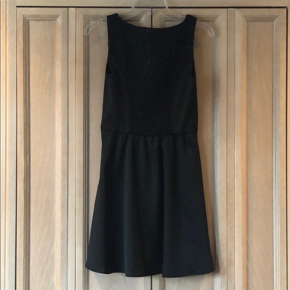 NWT! Black satin v-neck dress with sparkle knit - Picture 5 of 6